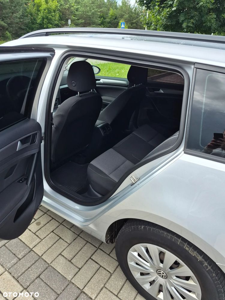 Volkswagen Golf 1.6 TDI BMT Comfortline - 7