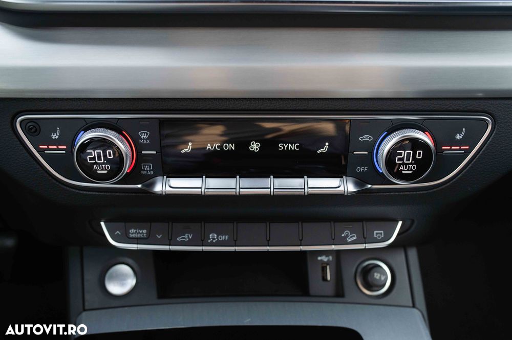 Audi Q5 50 TFSIe quattro S tronic S line - 28