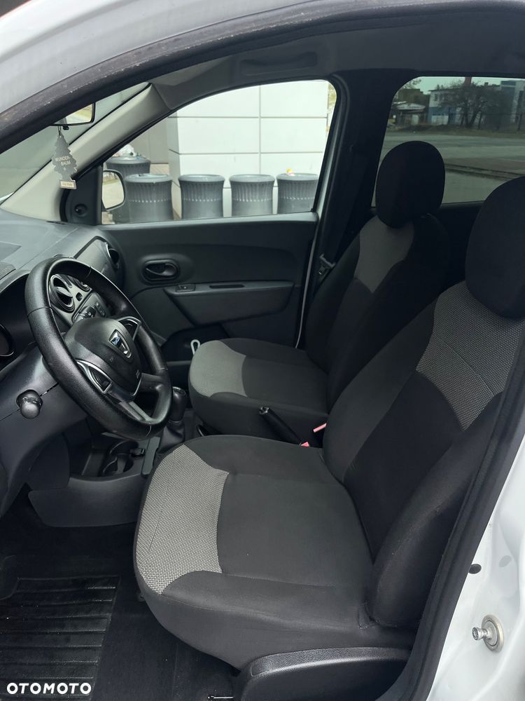 Dacia Lodgy 1.6 SCe Access S&S - 5