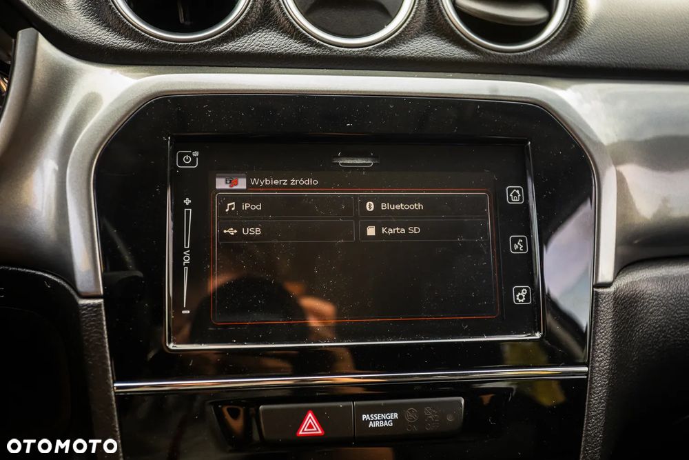 Suzuki Vitara 1.6 Comfort 2WD - 28