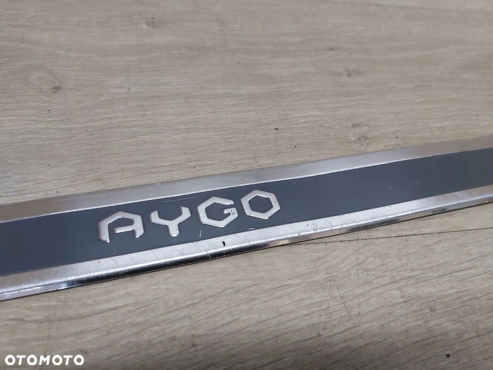 Toyota AYGO II listwa ozdobna progowa nakładka - 2