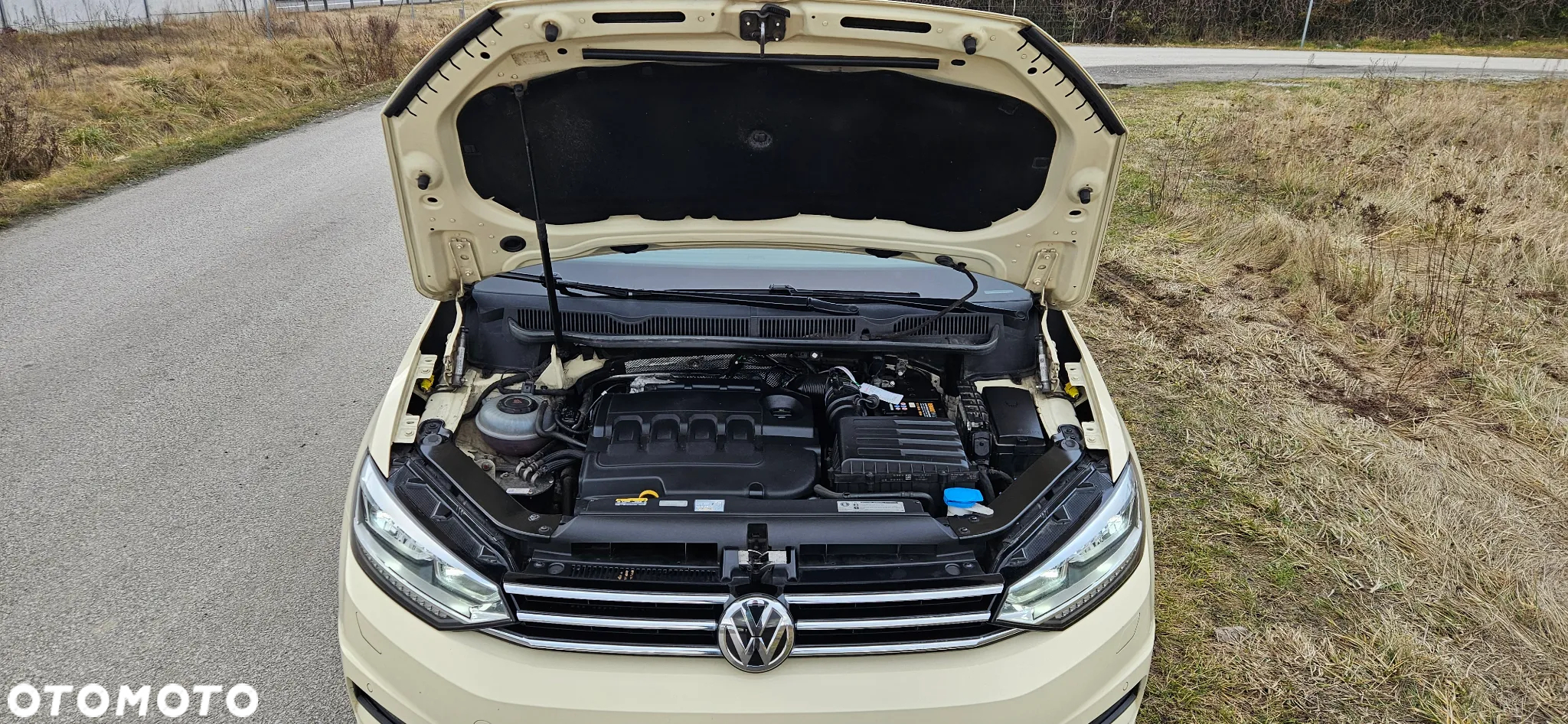 Volkswagen Touran 2.0 TDI SCR DSG UNITED - 29