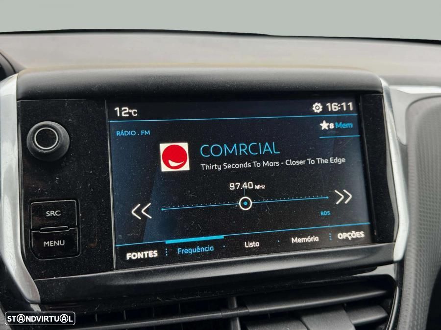 Peugeot 2008 1.2 PureTech Style - 15