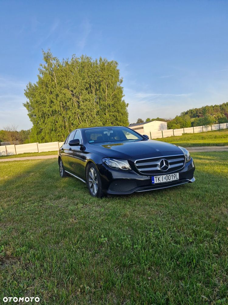 Mercedes-Benz Klasa E 220 d 4-Matic 9G-TRONIC - 1