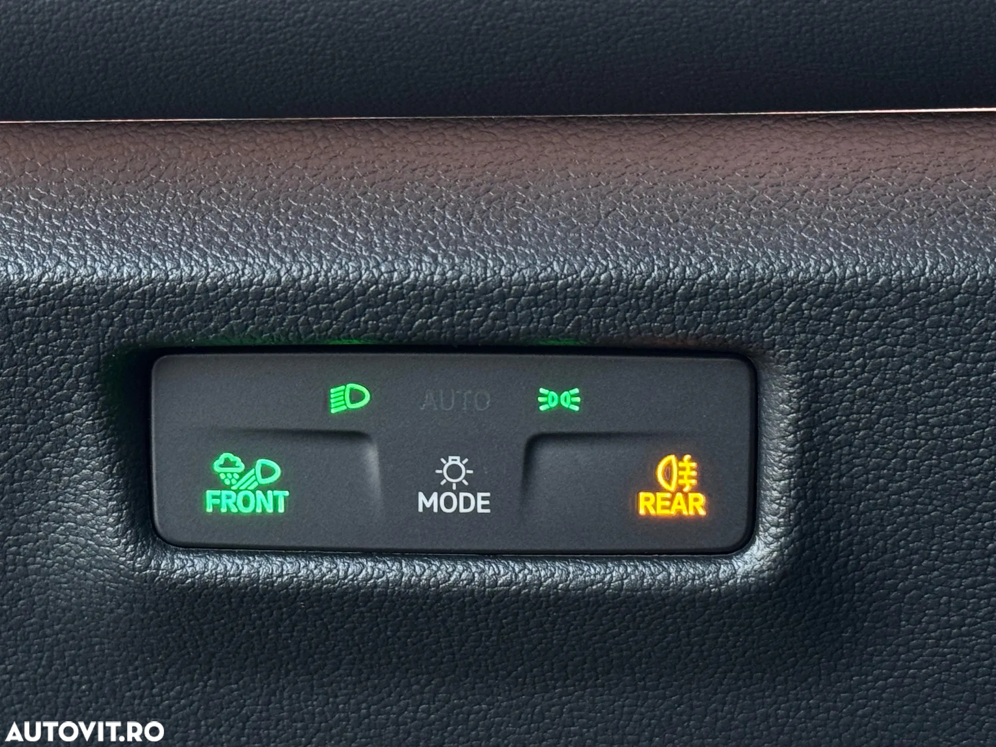 Volkswagen Tiguan 2.0 TDI DSG Life - 15