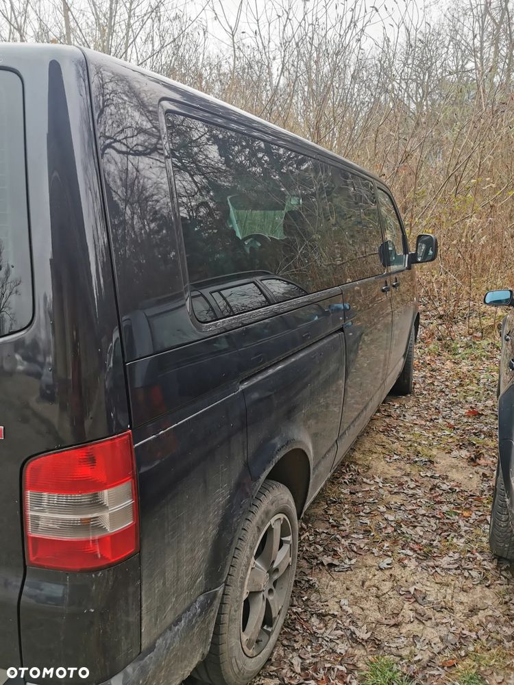 Volkswagen Multivan - 35