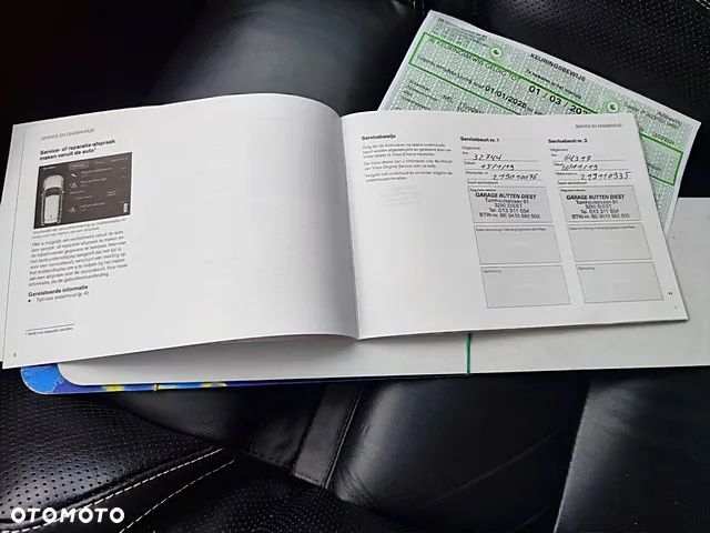 Volvo XC 90 D5 AWD R-Design 7os - 40