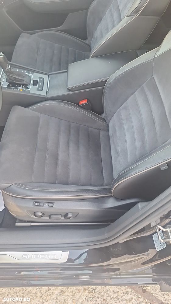 Skoda Superb Combi 2.0 TDI 4x4 DSG Scout - 21