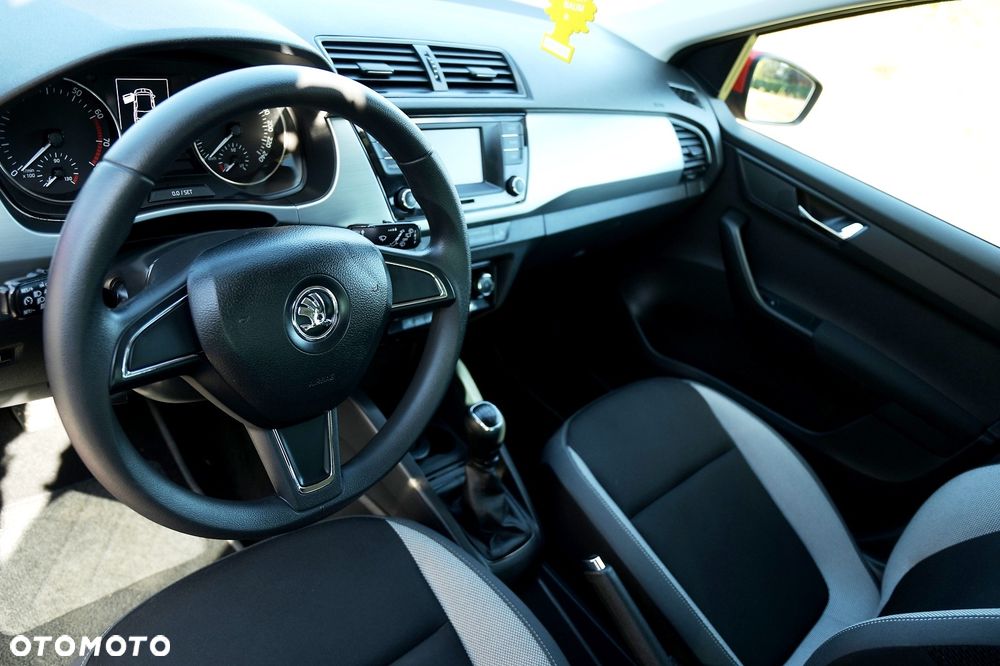 Skoda Fabia - 18