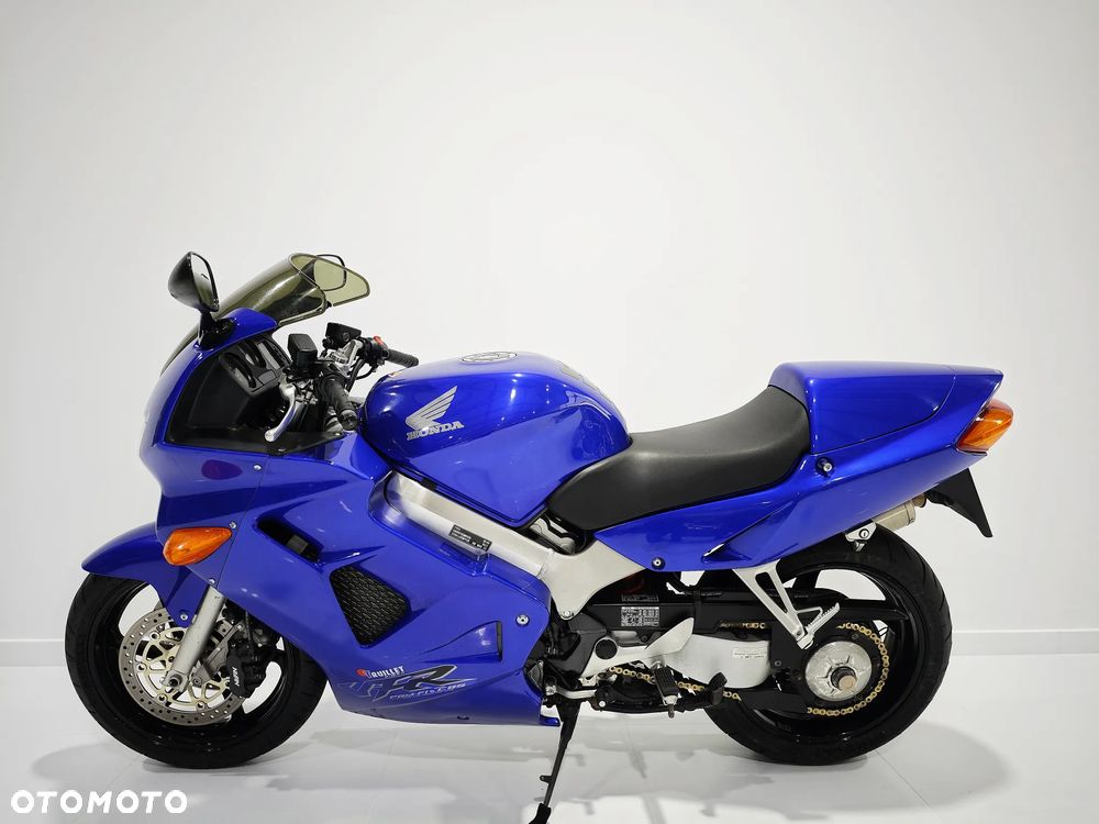 Honda VFR - 5