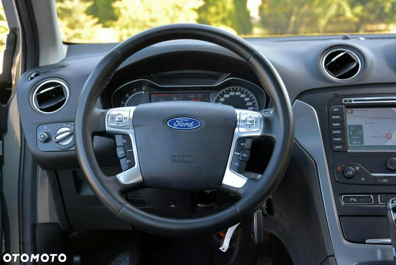 Ford Mondeo 2.0 EcoBoost Titanium - 25