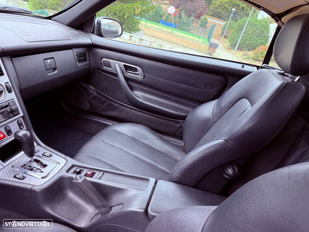 Mercedes-Benz SLK 230 - 12