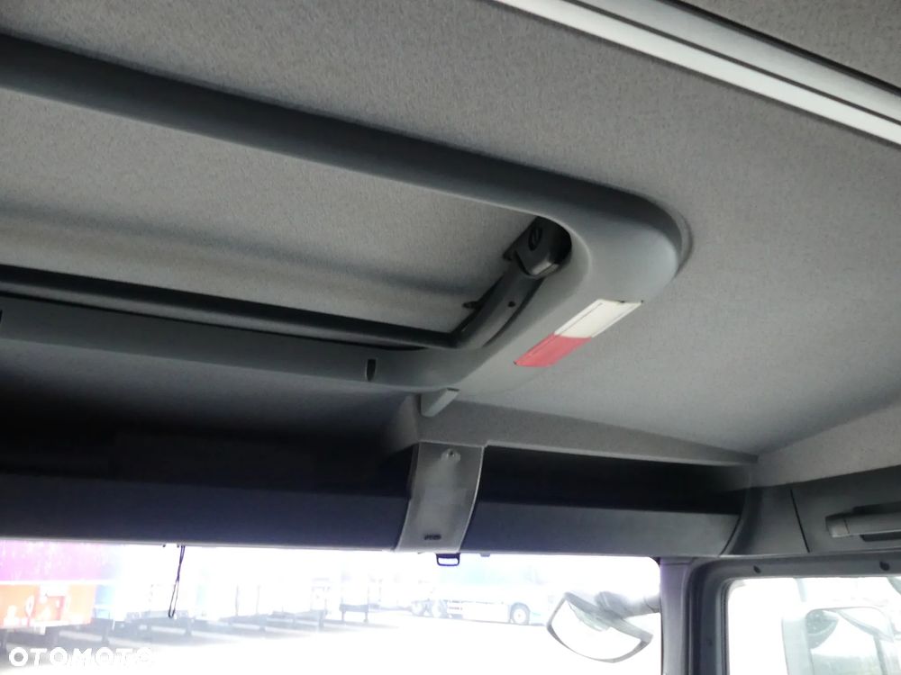 MAN TGA 26.400 6x2 / CHŁODNIA / EURO 4 / KABINA SYPIALNA / - 36