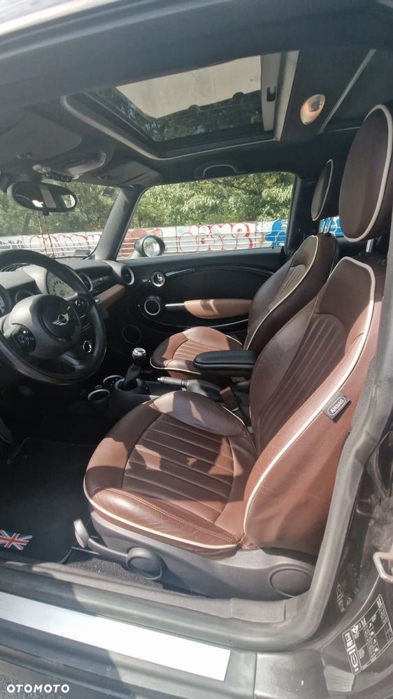 MINI Clubman Cooper D - 9