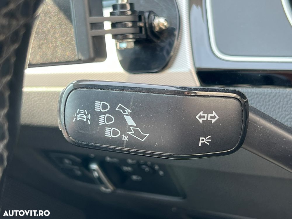 Volkswagen Passat 2.0 TDI DSG Highline - 9