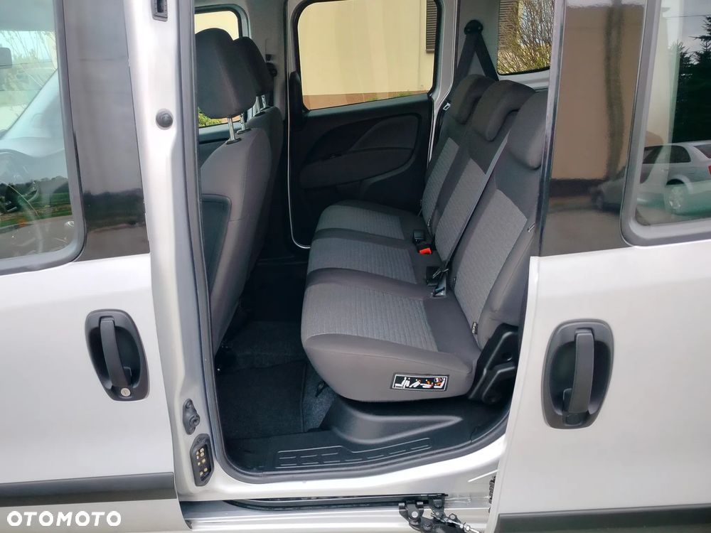 Fiat Doblo - 28