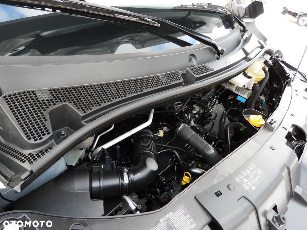 Renault MASTER PLANDEKA 9 PALET WEBASTO TEMPOMAT LEDY PNEUMATYKA KLIMATYZACJA  165KM - 26