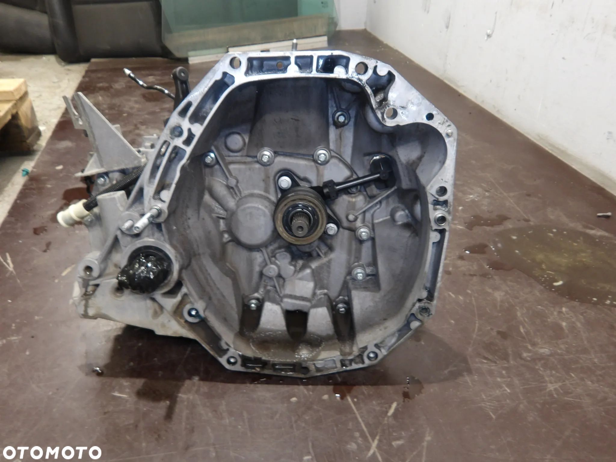 RENAULT KANGOO II 08-12 SKRZYNIA BIEGÓW 8200977061 - 1