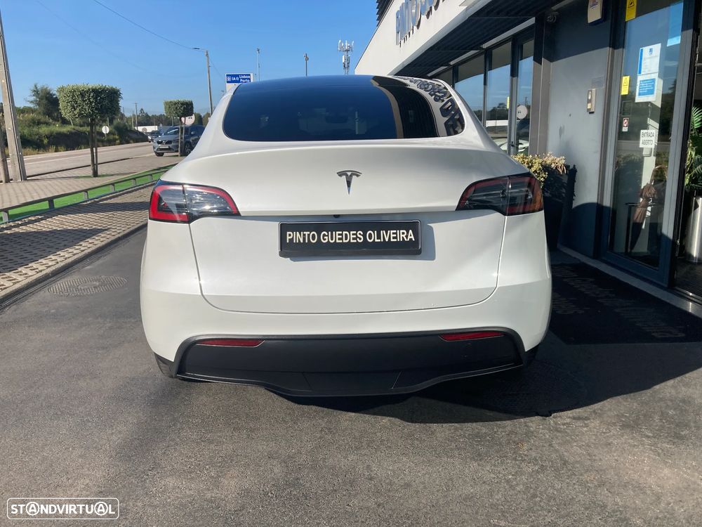 Tesla Model Y RWD - 8