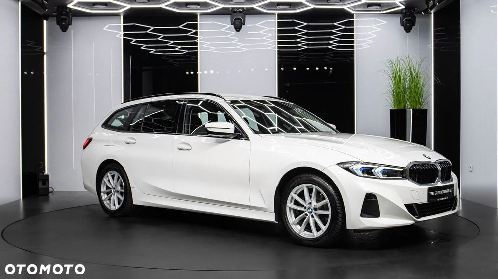 BMW Seria 3 318i Sport Line - 9