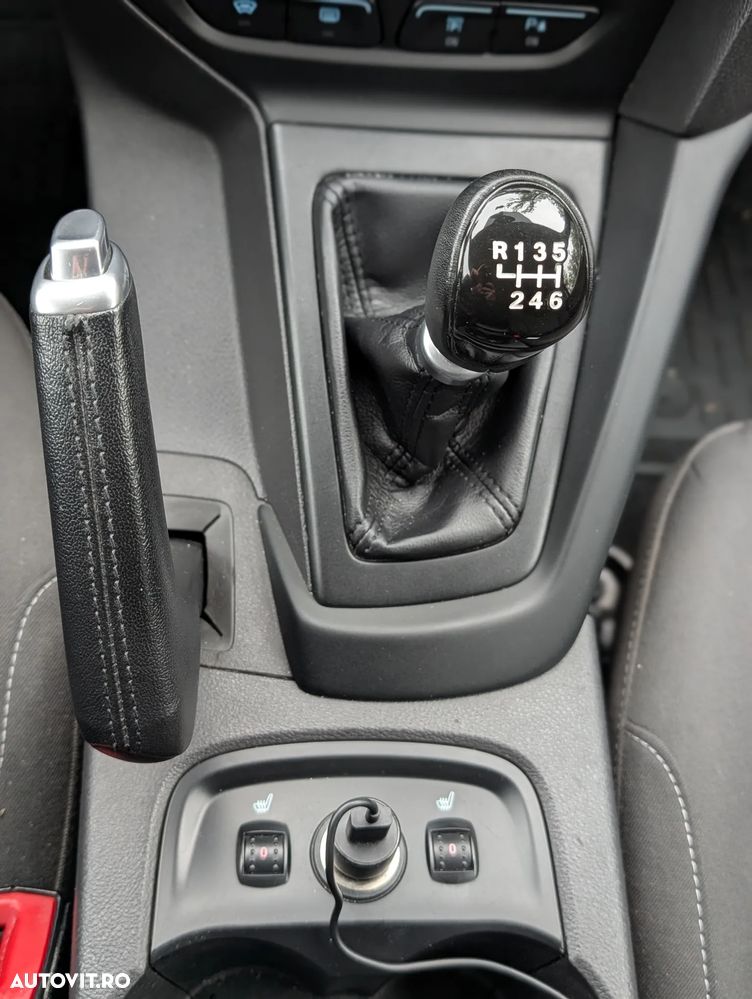 FORD Focus 2012 — imagine 17