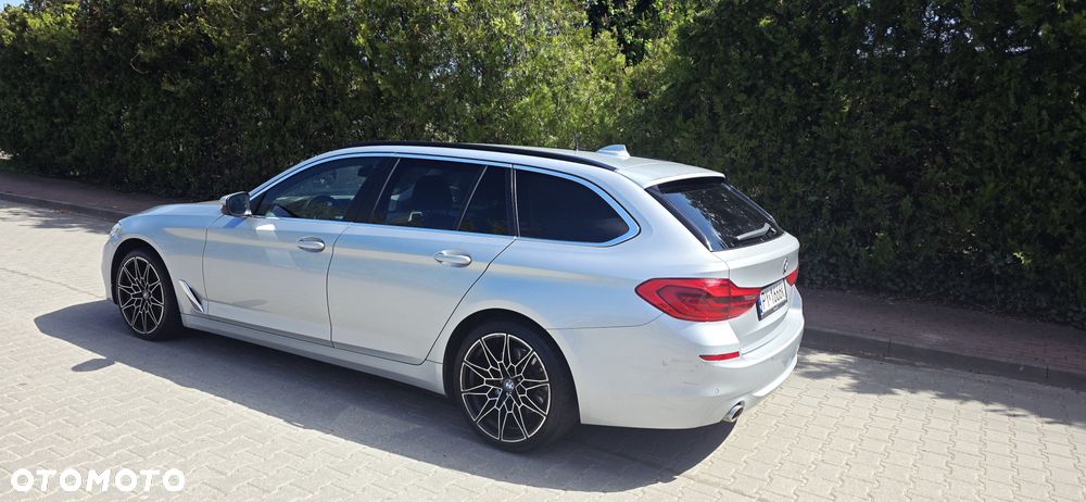 BMW Seria 5 520d M Sport Edition - 10