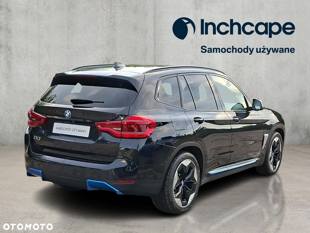 BMW iX3 - 5
