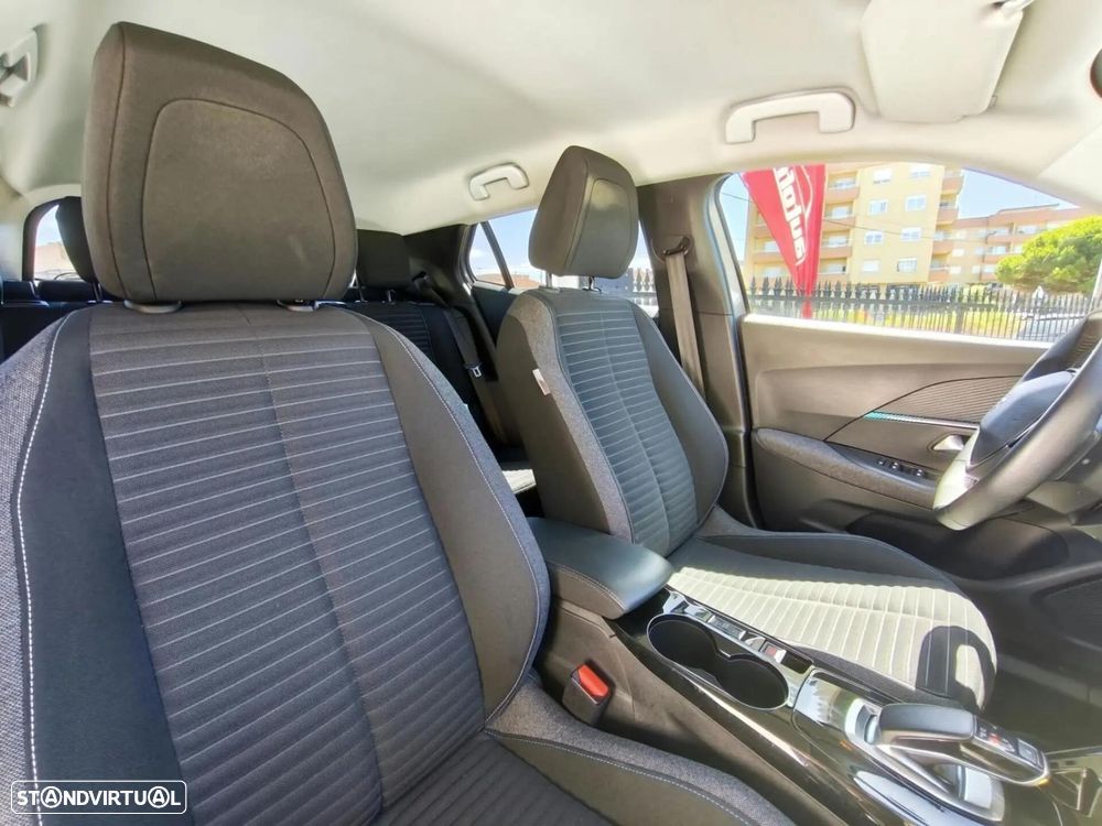 Peugeot e-2008 50 kWh SE Style - 16