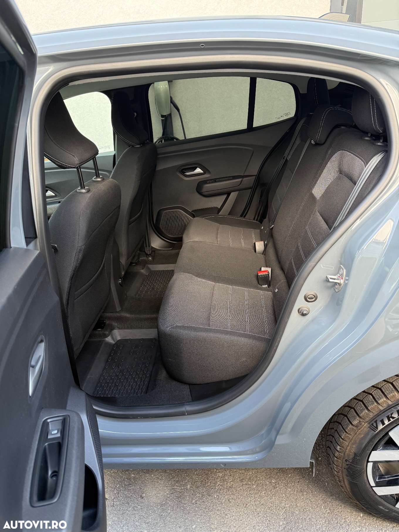 Dacia Logan TCe 90 CVT Prestige - 5