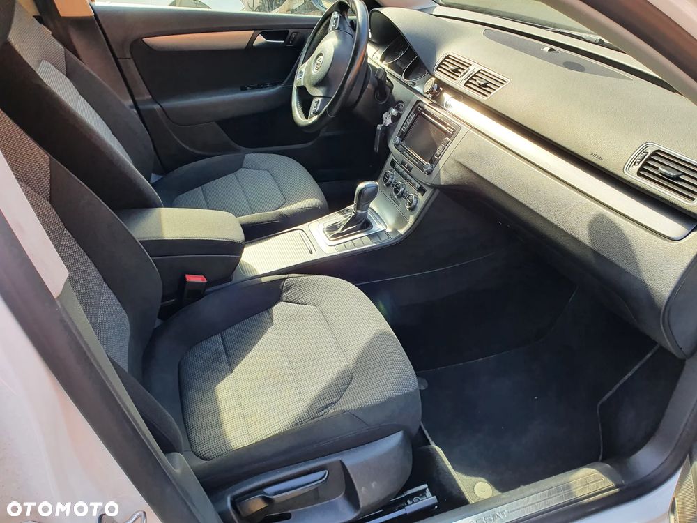 Volkswagen Passat 1.8 TSI DSG Comfortline - 10