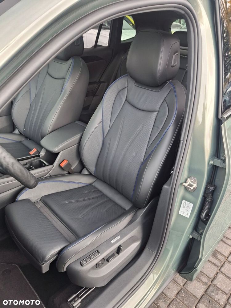 Volkswagen Tiguan - 12