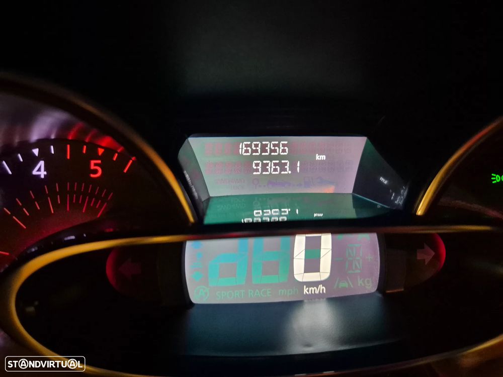 Renault Clio Sport Tourer dCi 90 Limited - 20