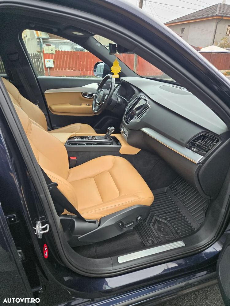 Volvo XC 90 T5 AWD Momentum - 16