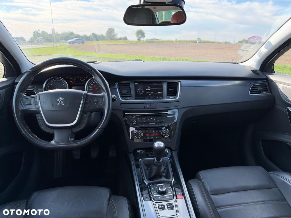 Peugeot 508 1.6 T Allure - 16