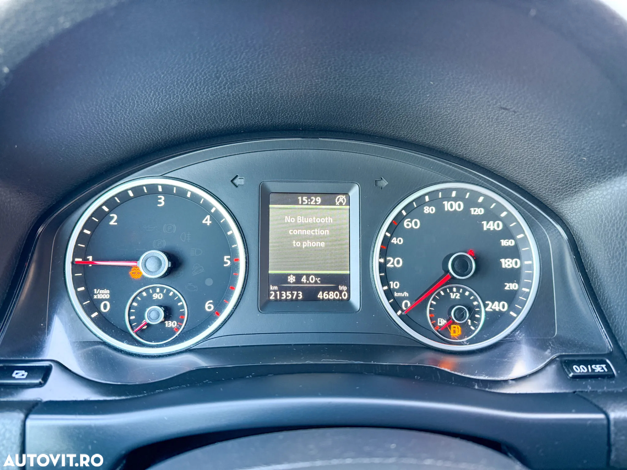 Volkswagen Tiguan 2.0 TDI DPF BlueMotion Technology Sport & Style - 9