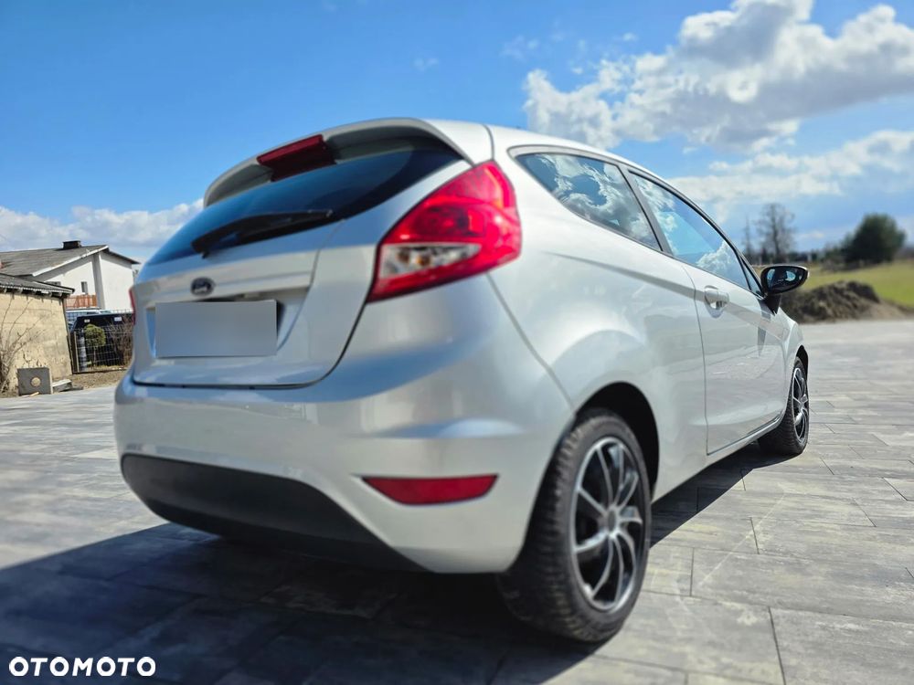 Ford Fiesta 1.25 Trend Edition - 7