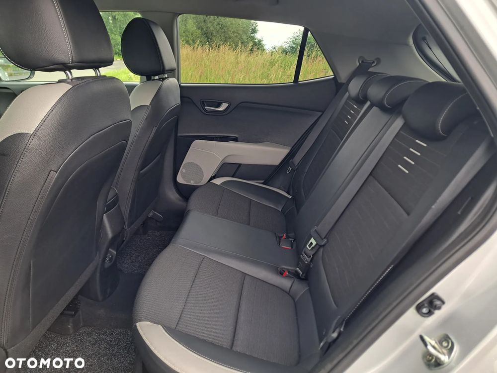 Kia Stonic 1.0 T-GDI MHEV L Business Line - 22