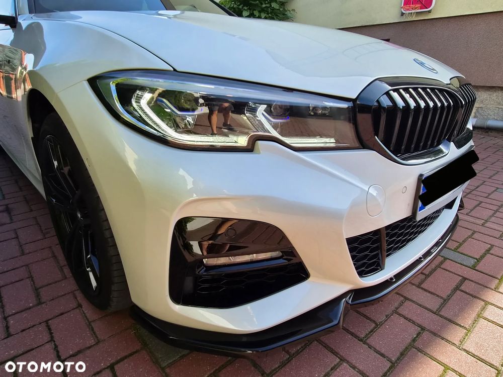 BMW Seria 3 330e xDrive M Sport - 3