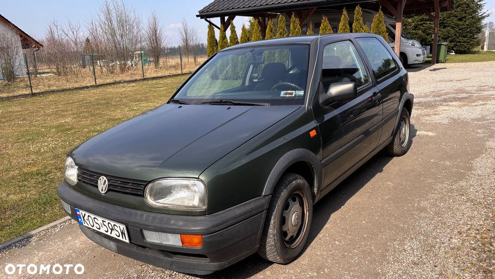 Volkswagen Golf - 4