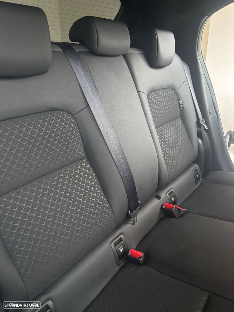 Nissan Juke 1.0 DIG-T N-Connecta - 10