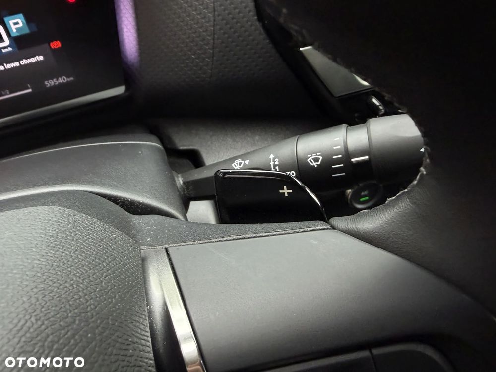 Citroën C4 BlueHDi 130 Stop&Start EAT8 SHINE - 25
