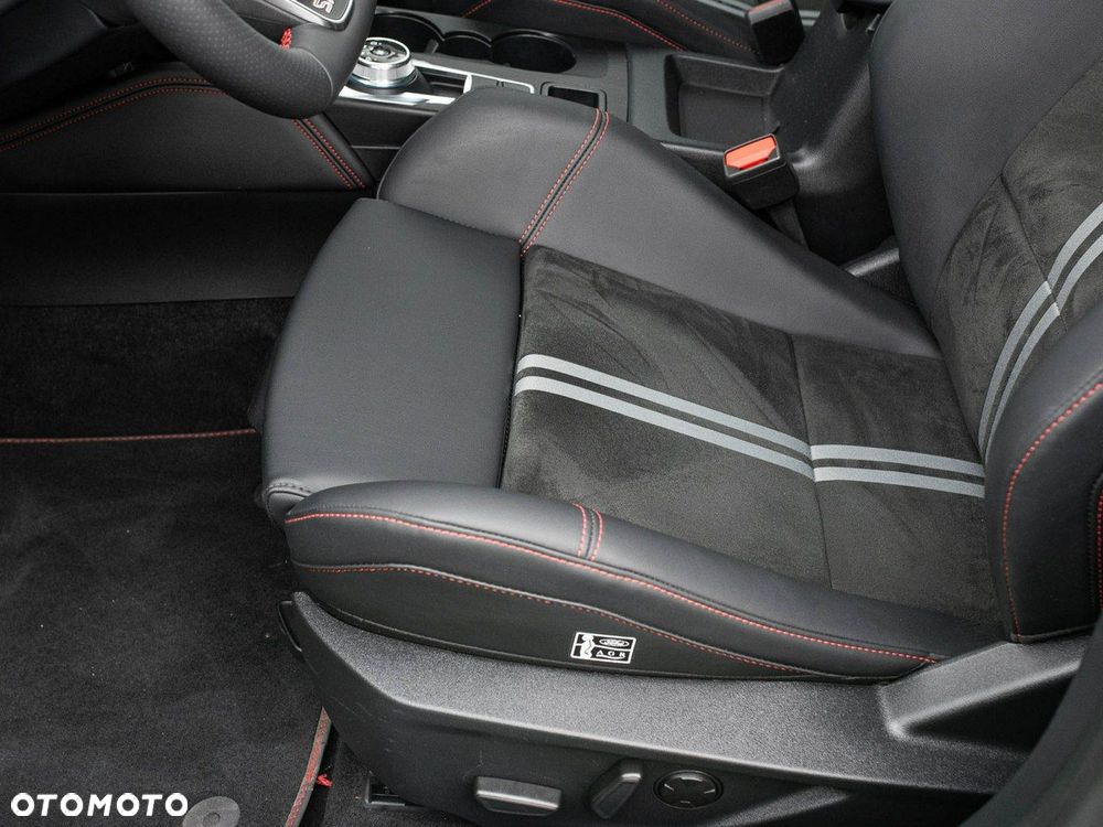 Ford Focus 2.3 EcoBoost ST X - 12