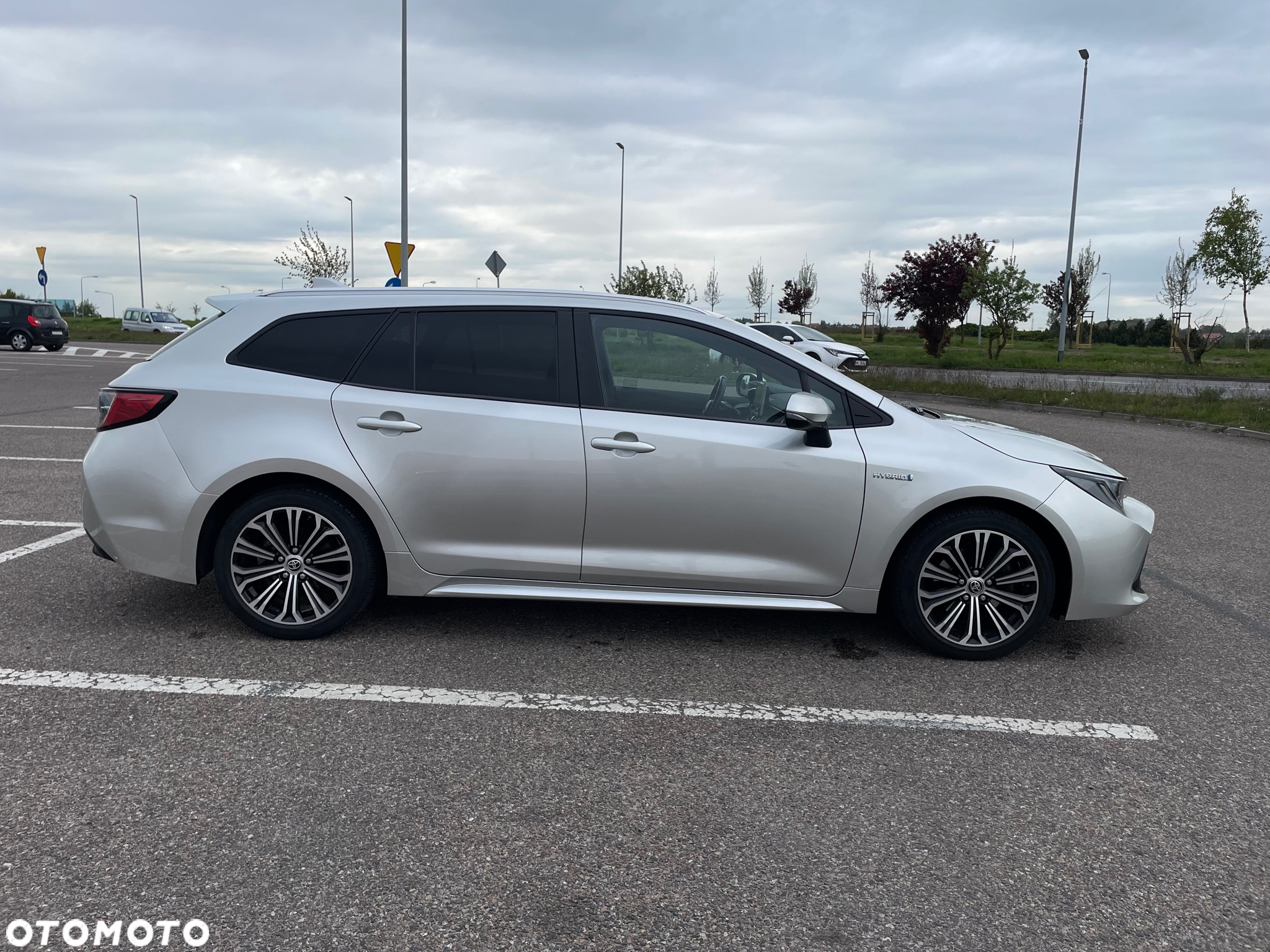 Toyota Corolla 2.0 Hybrid Comfort - 7
