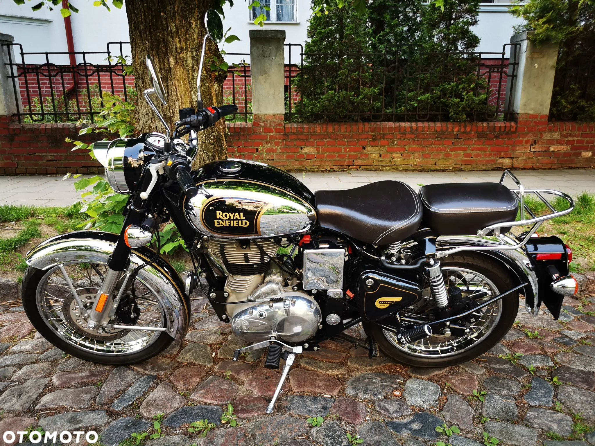 Royal Enfield Classic - 5