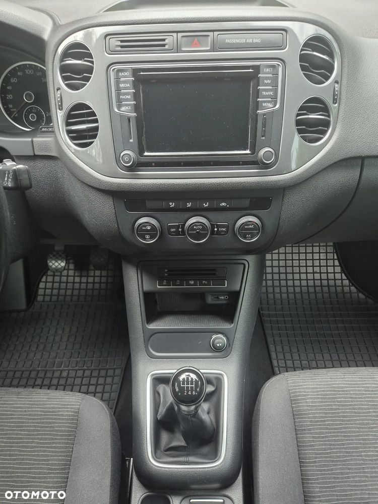 Volkswagen Tiguan 1.4 TSI BMT Comfortline - 20