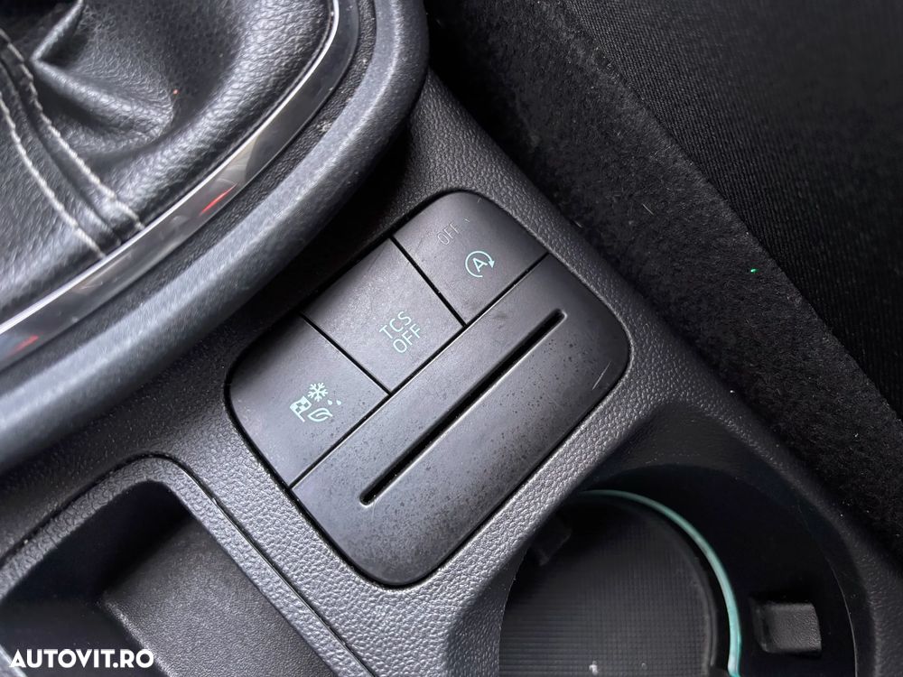 Ford Puma 1.0 EcoBoost MHEV Titanium - 32