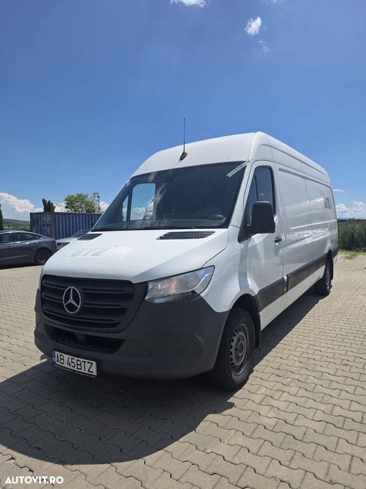 Mercedes-Benz Sprinter - 3