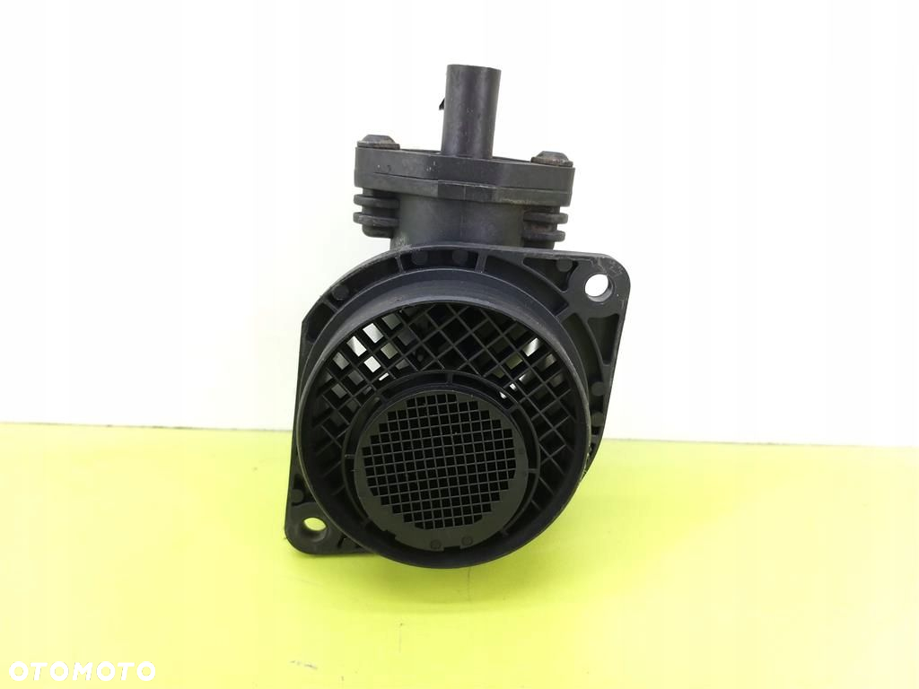 Przepływomierz powietrza VW Passat B6 1.9TDI 105KM 2005-2010  038906461 - 5