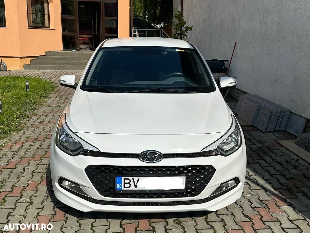 Hyundai i20 1.1 CRDi M/T Confort - 1
