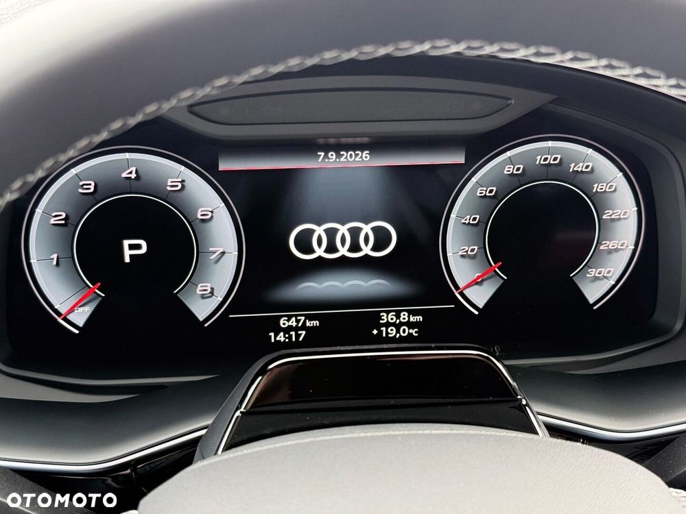 Audi SQ8 - 36
